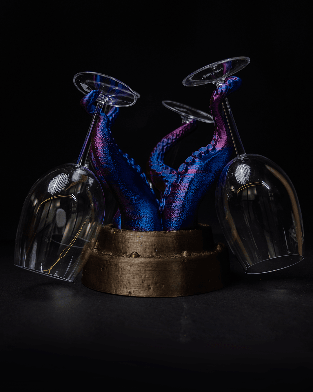 Wine glass holder Kraken Tentacles